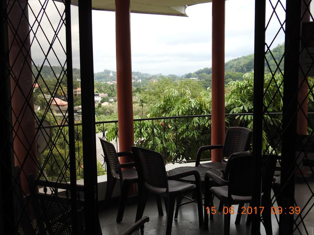 Serenity Kandy Exterior foto